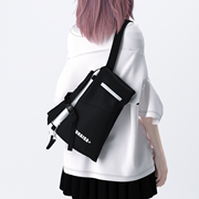 YONAIGA+原创设计INS机能黑白色单肩斜挎包胸包男女尼龙小腰包包