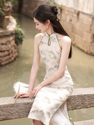 新中式改良旗袍年轻款少女国风丝麻印花连衣裙气质挂脖长裙子夏季
