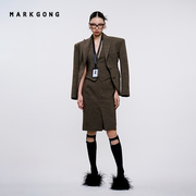 markgong2024春夏设计感时尚，气质挂脖马甲假两件连衣裙