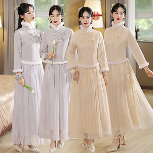 中式伴娘服2023冬季中国风婚礼，姐妹团伴娘裙加绒加厚旗袍礼服