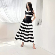 韩版气质时尚拼接黑白条纹，大摆连衣裙跨境女装夏季收腰长裙