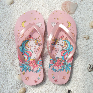 儿童拖鞋人字夹脚夏季防滑软底可爱粉色，凉拖轻便室内户外沙滩女童