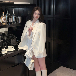 FairyJiang春季气质袖口刺绣白色西装外套女宽松休闲西服上衣