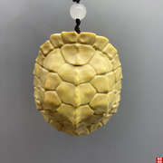 小叶黄杨木雕刻富甲天下手把玩件乌龟壳实木吊坠工艺品随身动物