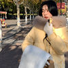 奶黄色大毛领羽绒，棉服女中长款2023洋气，加厚棉袄冬季淑女外套