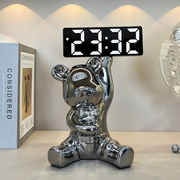创意暴力熊钟客厅家用桌面智能闹钟摆台式钟表数字电子钟摆件时钟