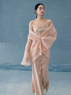 新中式 珠片绣藤蔓刺绣斜裁吊带裙藕粉色双层欧根纱刺绣外套女