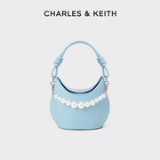 CHARLES＆KEITH春夏女包CK2-10270963复古珍珠饰单肩斜挎新月包女