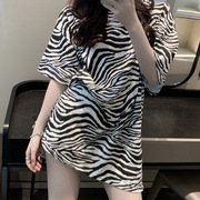 韩国女装货源豹纹短袖T恤女夏中长款女士打底衫上衣一件代发