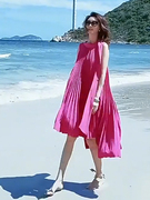 2023夏季前短后长，吊带连衣裙女气质，中长款海边度假超仙沙滩裙