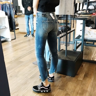 truereligiontr真实信仰女士毛边拉链，磨破做旧牛仔裤