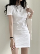 白色圆领t恤连衣裙女短袖2023夏修身(夏修身)显瘦中长款百搭打底裙子