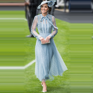 欧洲站时尚明星凯特王妃同款优雅长裙，高级感女装修身网纱连衣裙女