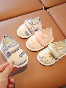 宝宝学步鞋秋天女宝宝秋鞋学走路的鞋子一段软底小孩地板鞋7个月