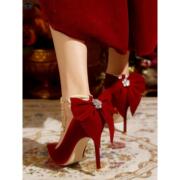 红色秀禾婚鞋尖头细跟高跟鞋女单鞋蝴蝶结珍珠绑带两穿新娘鞋