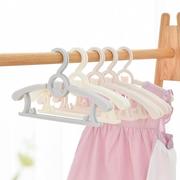 a2768伸缩型儿童衣架塑料宝宝，婴儿小孩衣挂晒衣架晾衣架