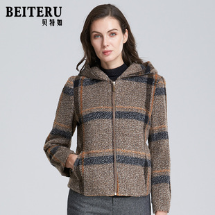 贝特如冬季妈妈装羊毛呢外套中年女装连帽减龄格子上衣洋气YQ