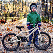 儿童自行车6一7一10一12岁单车男孩女孩轻便山地车单车自行车