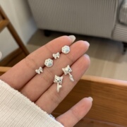 耳环猫咪简约可爱童趣银针小众小巧新款学生设计气质耳钉卡通耳饰