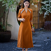 中国改良汉服旗袍2023秋季刺绣高端气质，长款显瘦复古连衣裙女