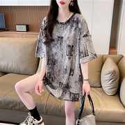 设计感小众短袖t恤女夏季韩版宽松大码女装中长款个性破洞上衣服