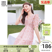 香影雪纺碎花连衣裙女2024夏装，度假风高腰打揽泡泡袖v领裙子