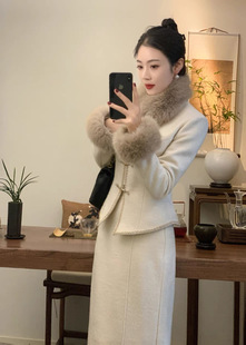 渔夫人楼兰公主新中式国风，套装女富家千金白色，小香毛呢短外套