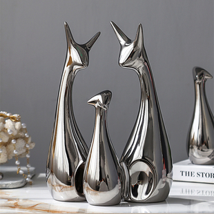 北欧风轻奢高档镀银陶瓷鹿工艺品创意艺术感摆件家居客厅酒柜装饰