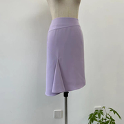富耀姿2024春夏紫色高腰包(高腰包)臀裙不对称荷叶，边中长裙甜美时尚西装裙