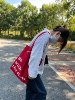 Wfei韩版ins日系红色质感帆布单肩包简约字母流行精致布袋学生包
