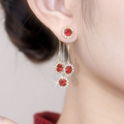 一款两戴红色锆石流苏耳环2022年潮气质高级感百搭银针耳饰女