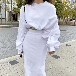 韩国chic秋季简约气质圆领，长袖套头卫衣，+高腰系带包臀鱼尾半身裙