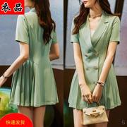 绿色西装连衣裙女夏季短袖2023高腰，气质女神范双排(范双排)扣职业裙子