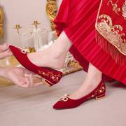 婚鞋女平底2022酒红结婚气质鞋子中式秀禾婚纱两穿粗跟新娘鞋