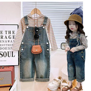 韩版童装2024春秋女童条纹，连帽卫衣宽松洋气，牛仔背带裤两件套