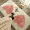 仿羊毛床边地毯粉色心形长毛，地垫婚房女儿，房可爱飘窗毯爱心沙发垫
