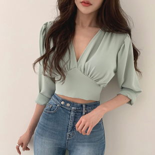 韩国chic优雅女人味深v领皱褶修身小心机，后背绑带蝴蝶结长袖衬衫
