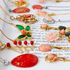日本回流海鲜项链红塑料，中古vintage雕刻花粉色，天然红色宝石饰品