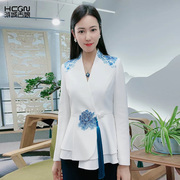 时尚套装女秋气质中式青花瓷刺绣流苏两件套修身职业白色西装套裙
