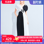 AUI设计感黑白撞色连衣裙女2024夏小众气质V领收腰褶皱中长裙