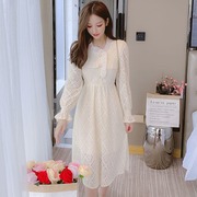 sandroqueen白色蕾丝连衣裙，女2023年秋冬季修身显瘦收腰打底裙