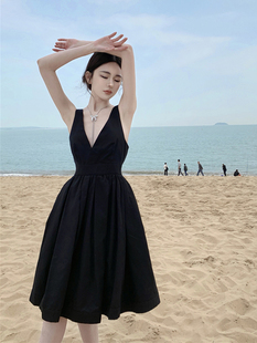 黑色气质高端性感显瘦露背深v领海边度假沙滩，裙吊带连衣裙女夏季