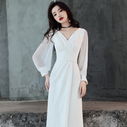 白色晚礼服女2024平时可穿高贵气质宴会主持人礼服裙长袖显瘦