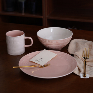 出口英国皇家粉色陶瓷系列高档轻便浮雕花纹西餐餐盘小女生牛排盘