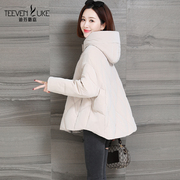 羽绒服女流行韩版品牌宽松短款冬天外套洋气时尚白鸭绒厚