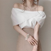 韩国chic夏季法式小众时尚，性感一字领露肩，短袖雪纺衬衫洋气上衣女
