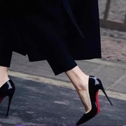 红色底高跟鞋女浅口黑色性感细跟2023尖头高级感裸色漆皮单鞋