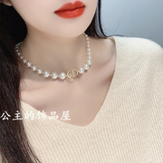 欧比雅比韩国温柔优雅气质戴珍珠(戴珍珠)项链的女人颈链短链