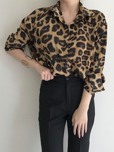韩国chic春夏法式复古单排扣翻领宽松百搭长袖豹纹，衬衫女洋气上衣