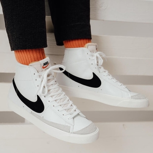 Nike/耐克男女鞋 BLAZER MID 开拓者高帮板鞋 BQ6806-100-002